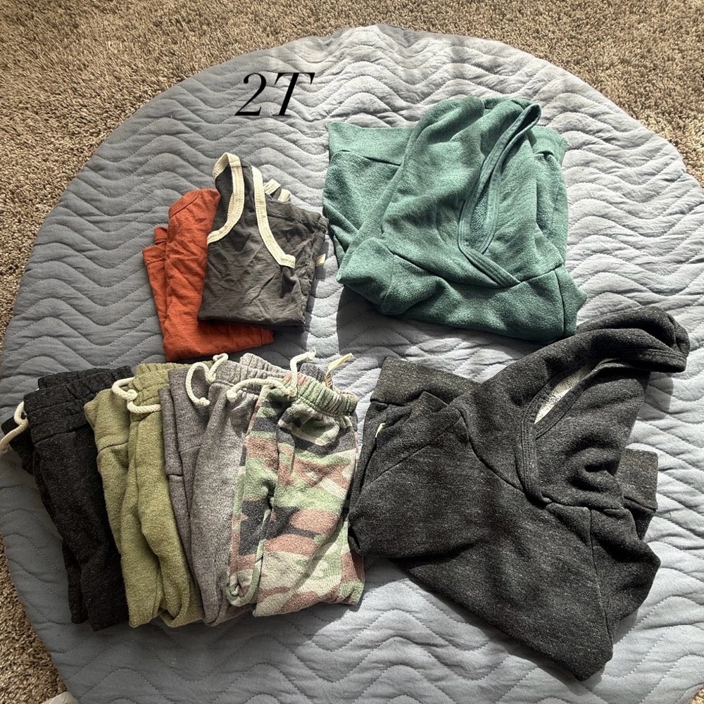 Childhoods Clothing Bundle - Picture 1 of 4